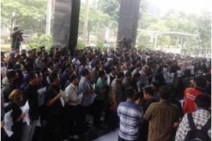 Ratusan pegawai KPK protes langkah pimpinan yang melimpahkan kasus Komjen Budi Gunawan ke Kejaksaan